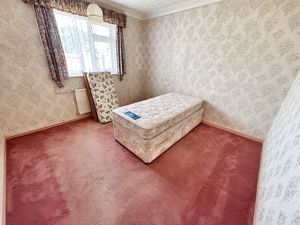 Bedroom- click for photo gallery